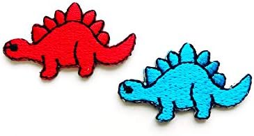 הסט של 2 זעיר. מיני סטגוזאורוס דינוזאור אדום כחול דינוזאור לוגו קריקטורה חמוד תפור ברזל על תחפושת בגדים של תאי תאי רקום רקום